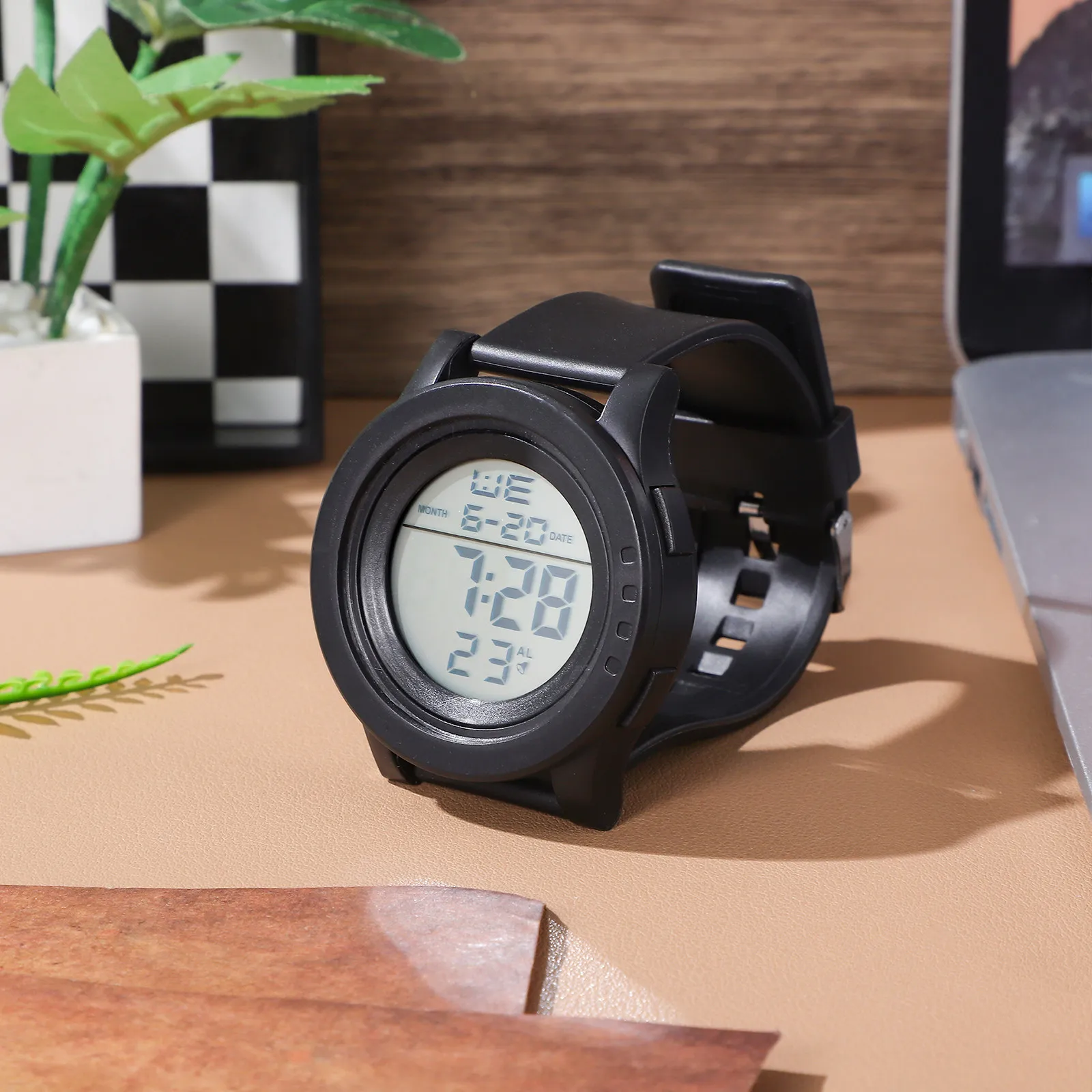 

Светодиодные цифровые спортивные часы, водонепроницаемые на 30 м, черные, светящиеся, для активного отдыха, с календарем, будильником, секундомером, двойным временем, подарок для мужчин и женщин