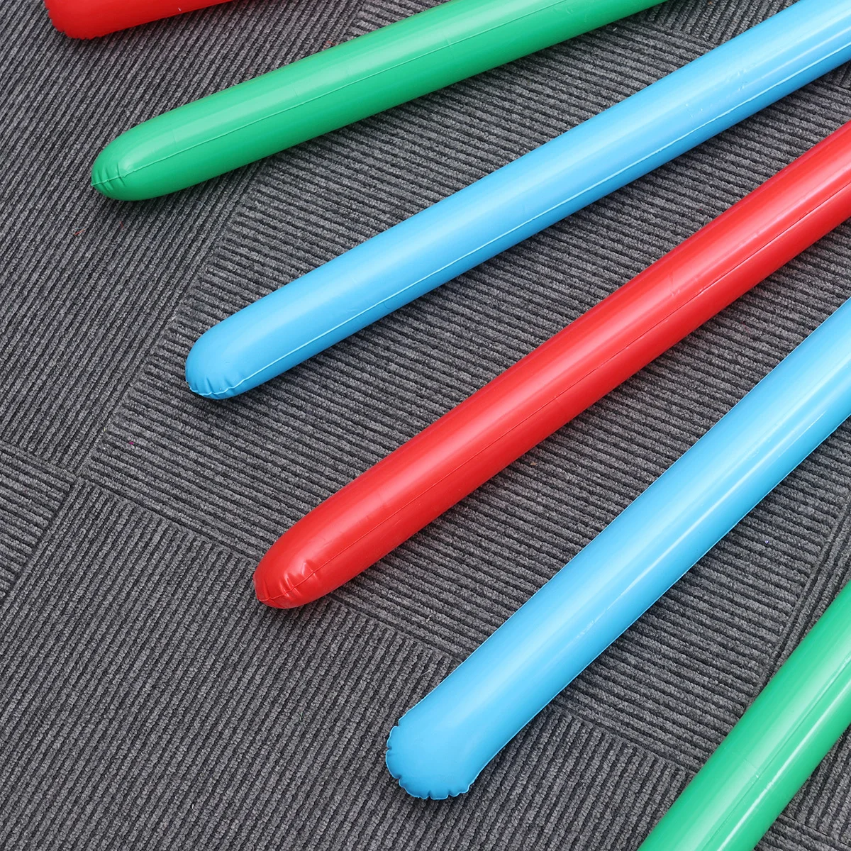 

6pcs Inflatable Light Sabers Jumbo Pvc Kids Play Swords Bouncy Safe Party Game For Children Party Decoration Gift