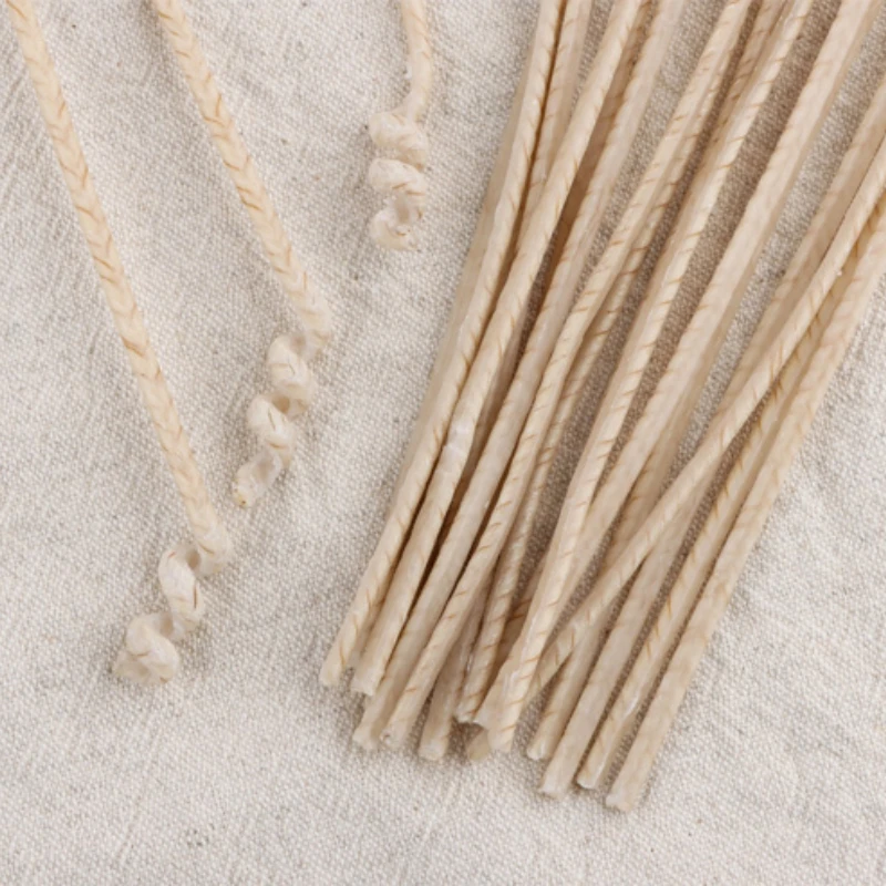 Zackoo 100Pcs Waxed Cotton Candle Wicks for Candles Making DIY White Soy Oil Wax Core Woven Smokeless Candle Supplies Accessori