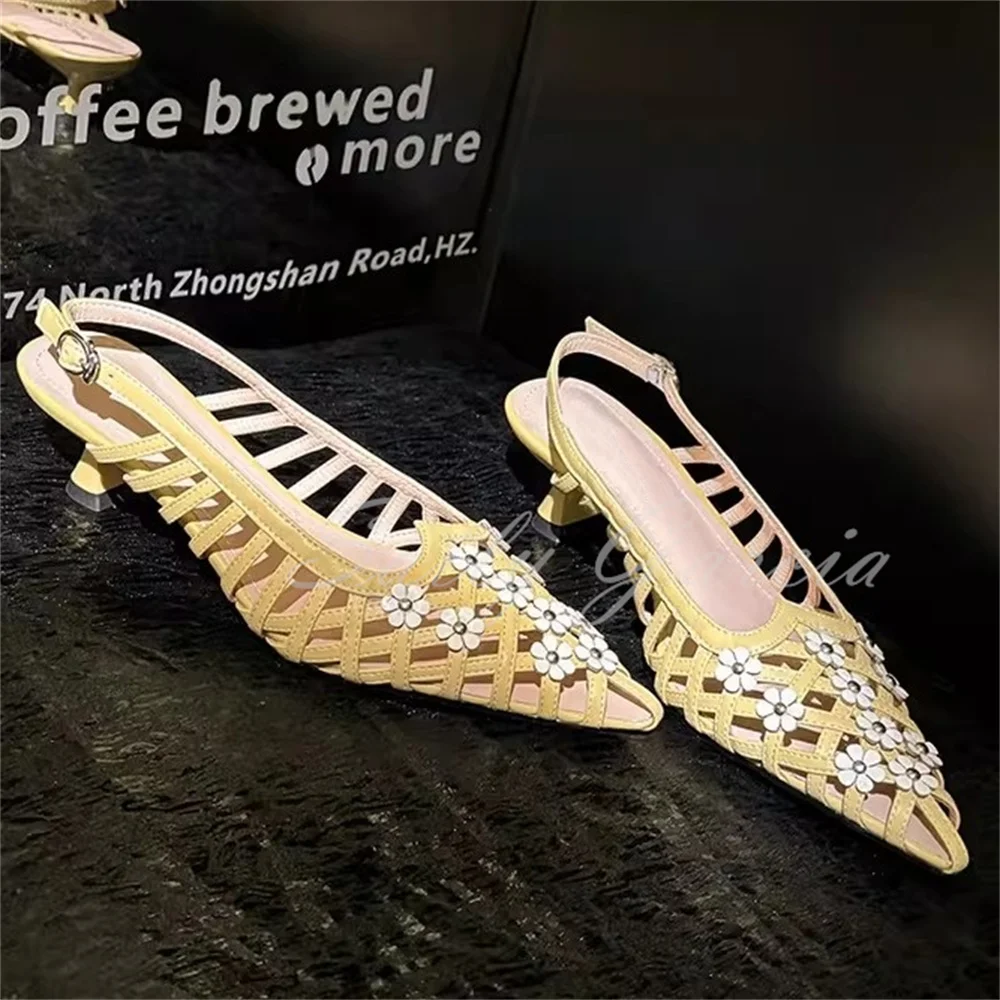 

Hollow Flower Pointy Toe Sandals Women Elegant Stiletto Heel Summer New Slingback Buckle Strap Low Heel Party Dress Pumps