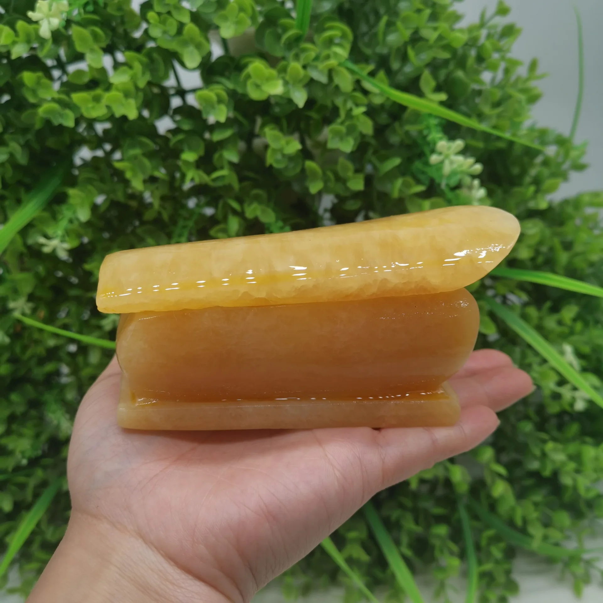 

Small Natural Stone Carved Coffin Ornaments Reiki Yellow Jade Carved Healing Crystals Fengshui Amulet Lucky Room Decoration Gift