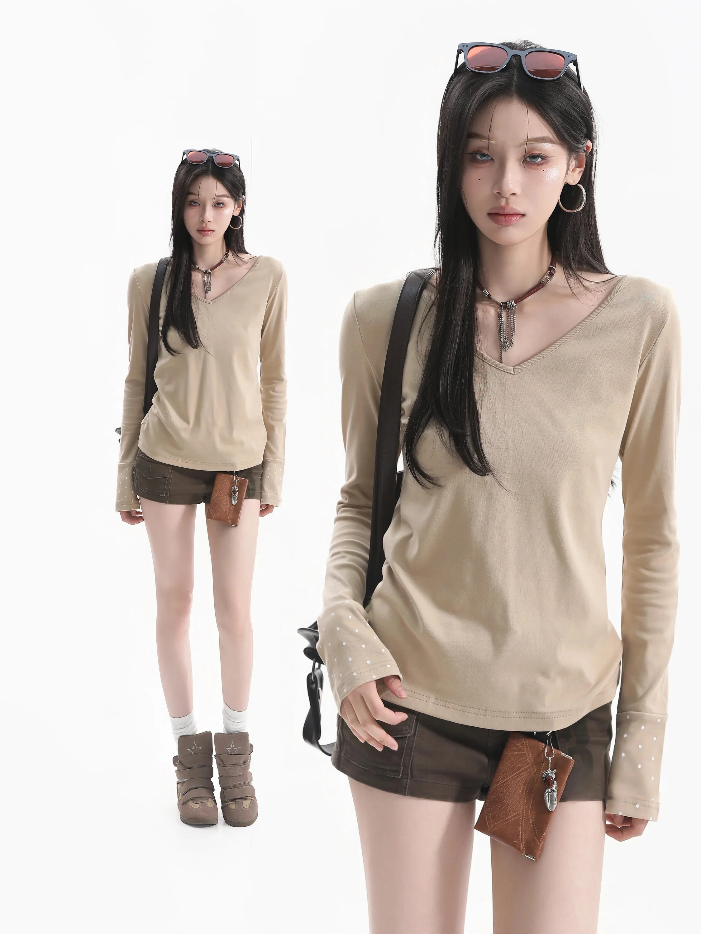 Retro Polka Dot Bell Sleeve V Neck Long Sleeve Slim Fit Backless Button up Women's T Shirt Casual Style Alluring Design T-Shirt
