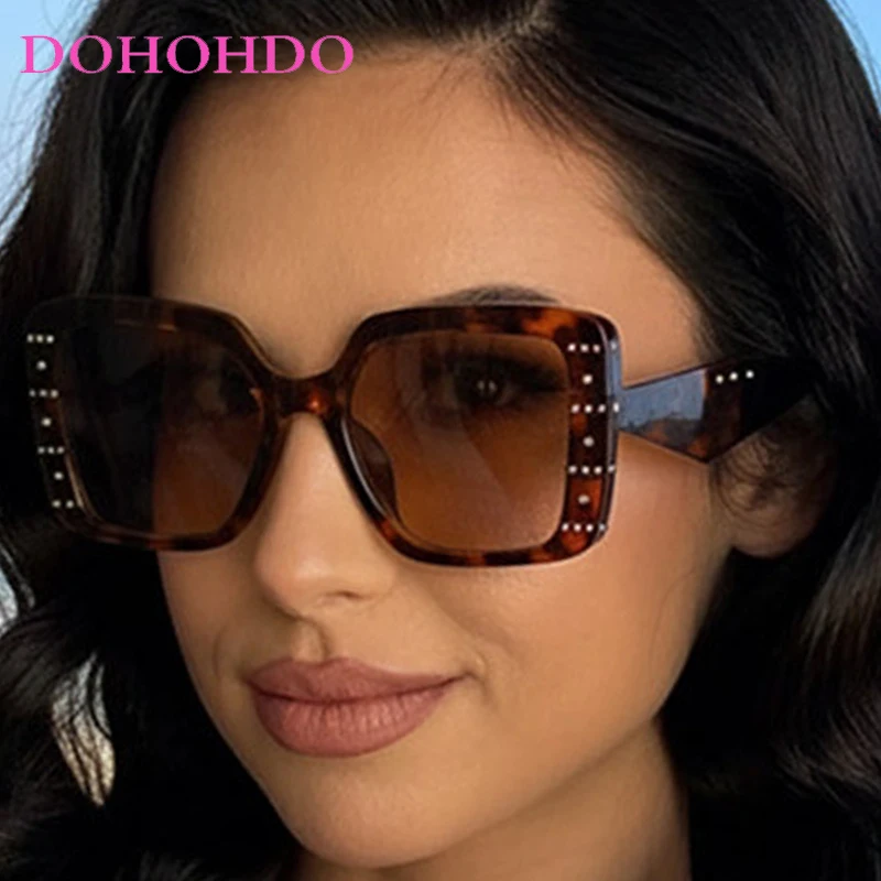 

New Fashion Square Imitation Diamond Women Sunglasses Retro Classic Big Frame Men Shades Outdoor Travel Driving Sunglasses UV400
