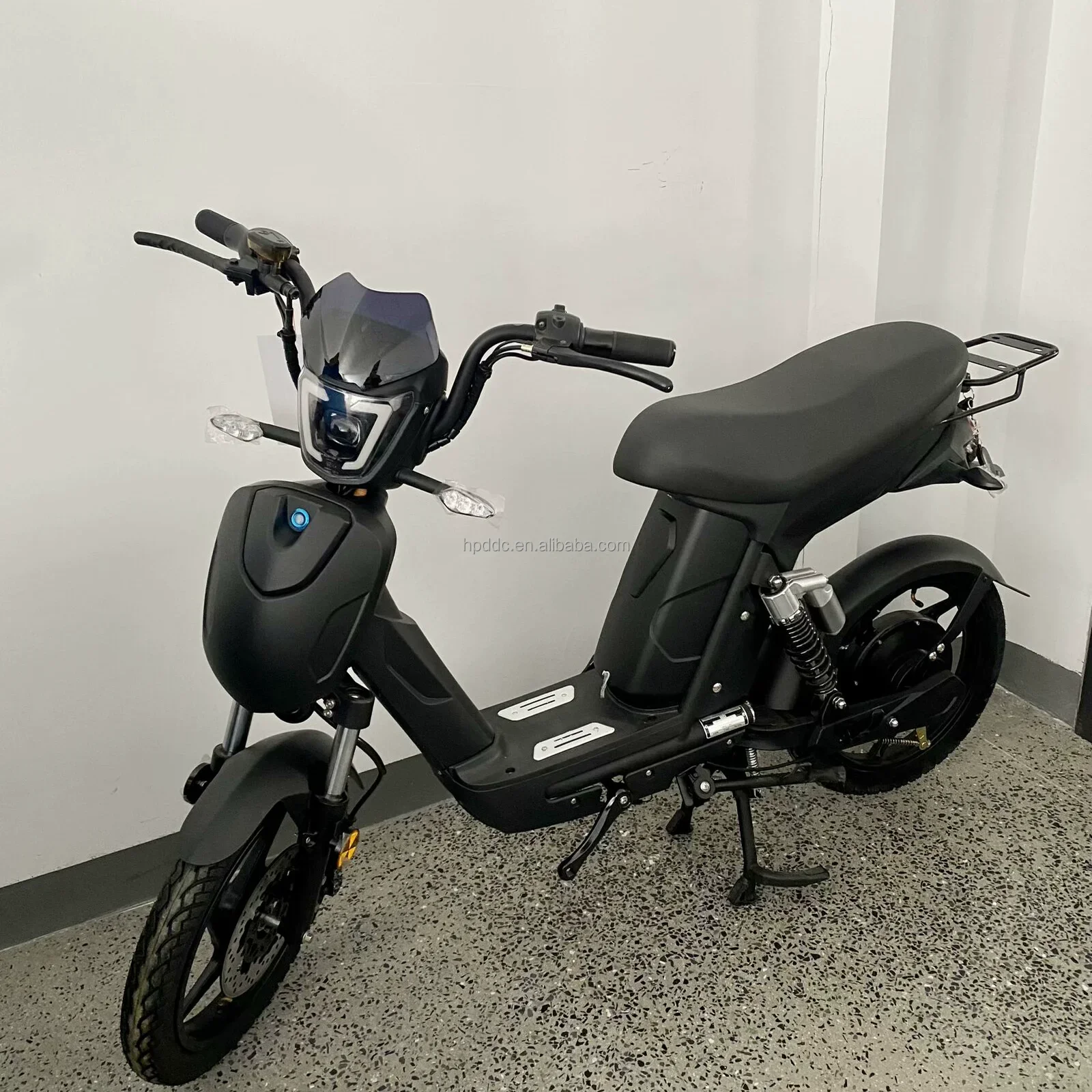

2025 Best Seller Electric Bicycle Lithium Powered Small Motorcycle E Scooter Disc Brakes for Young People