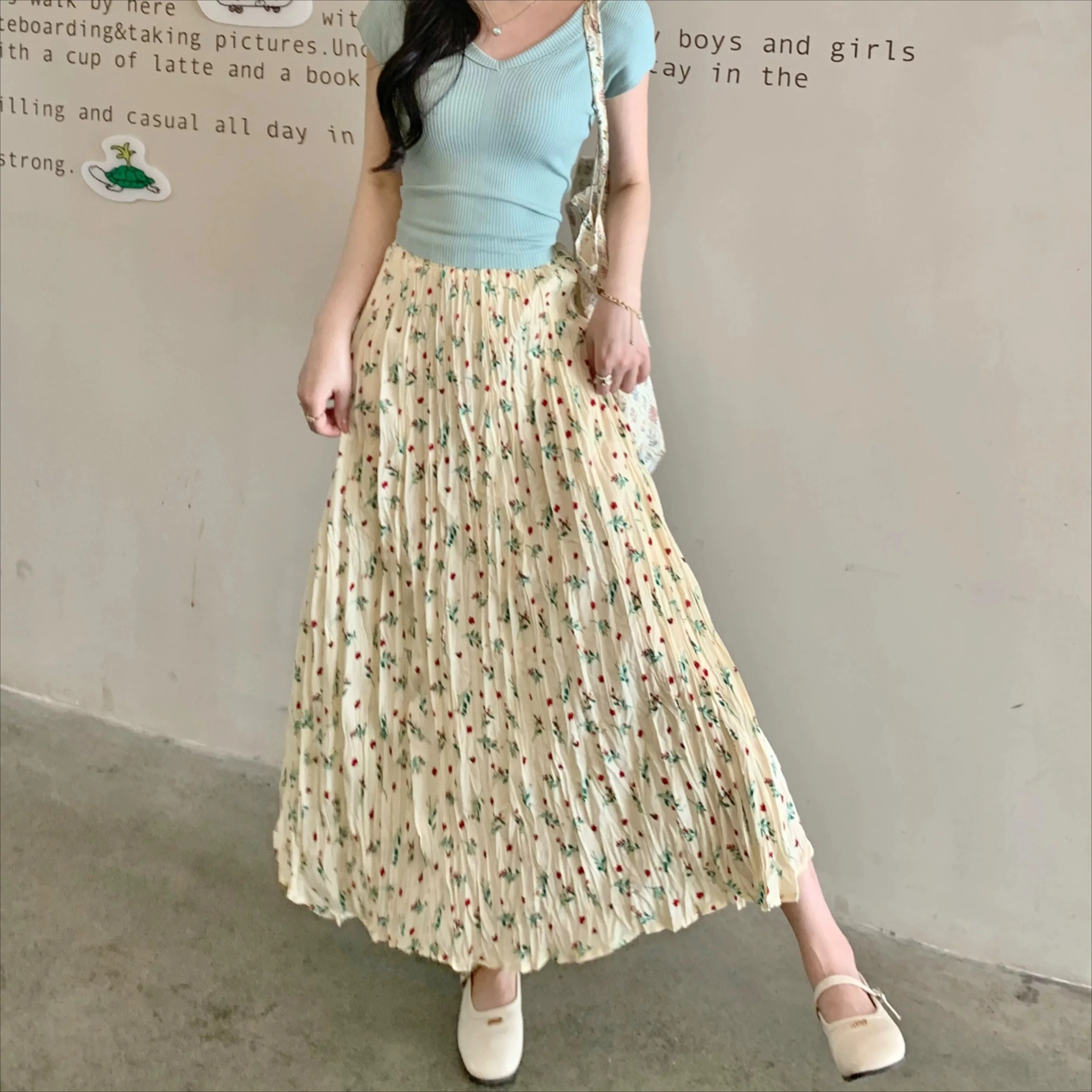 New Korean Sweet Ditsy Cherry Floral Crinkle Pleated Maxi Skirt Elastic High Waist Tiny Red Fruit Print Flowy Swing Long Skirt