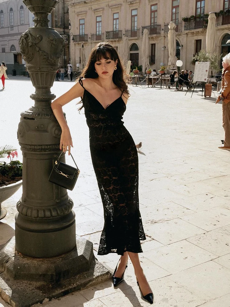 

Eenkcos2024 Сексуальное кружевное вечернее платье с длинными бретелями Paola Blogger, с завышенной талией, простое, без рукавов, китайского производства, длинное