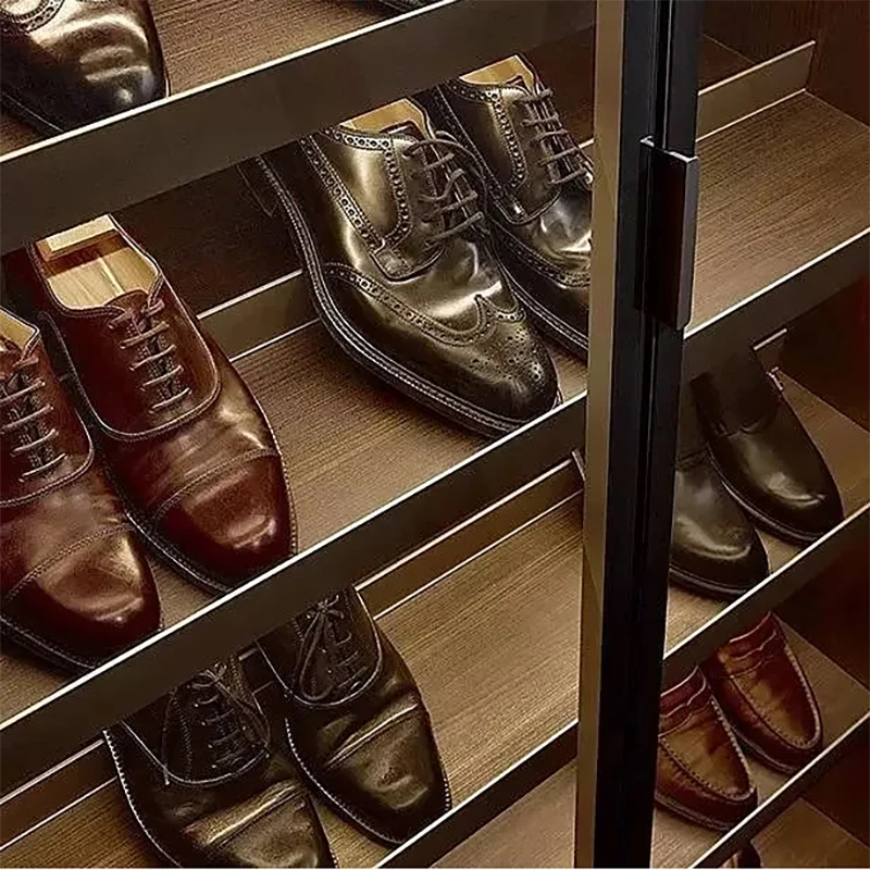イタリア製高級紳士靴キャビネット装飾アクセサリー-サンプルルーム-ワードローブ-ソフトデコレーション小物-ホームデコレーションアクセサリー