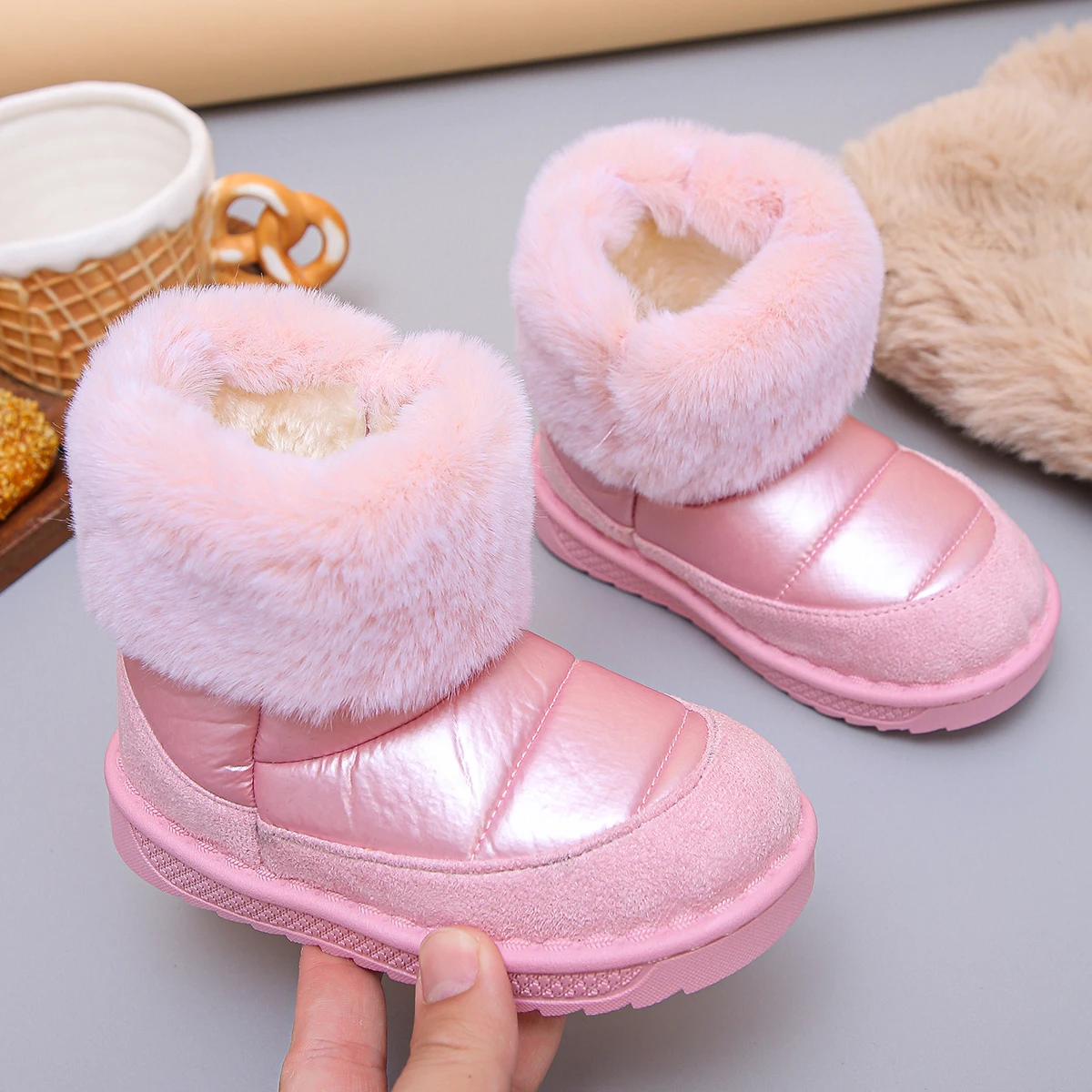 A Pair of Pink Fleece-Lined, Soft and Comfortable Rainproof Fabric Cute Girls' Snow Boots