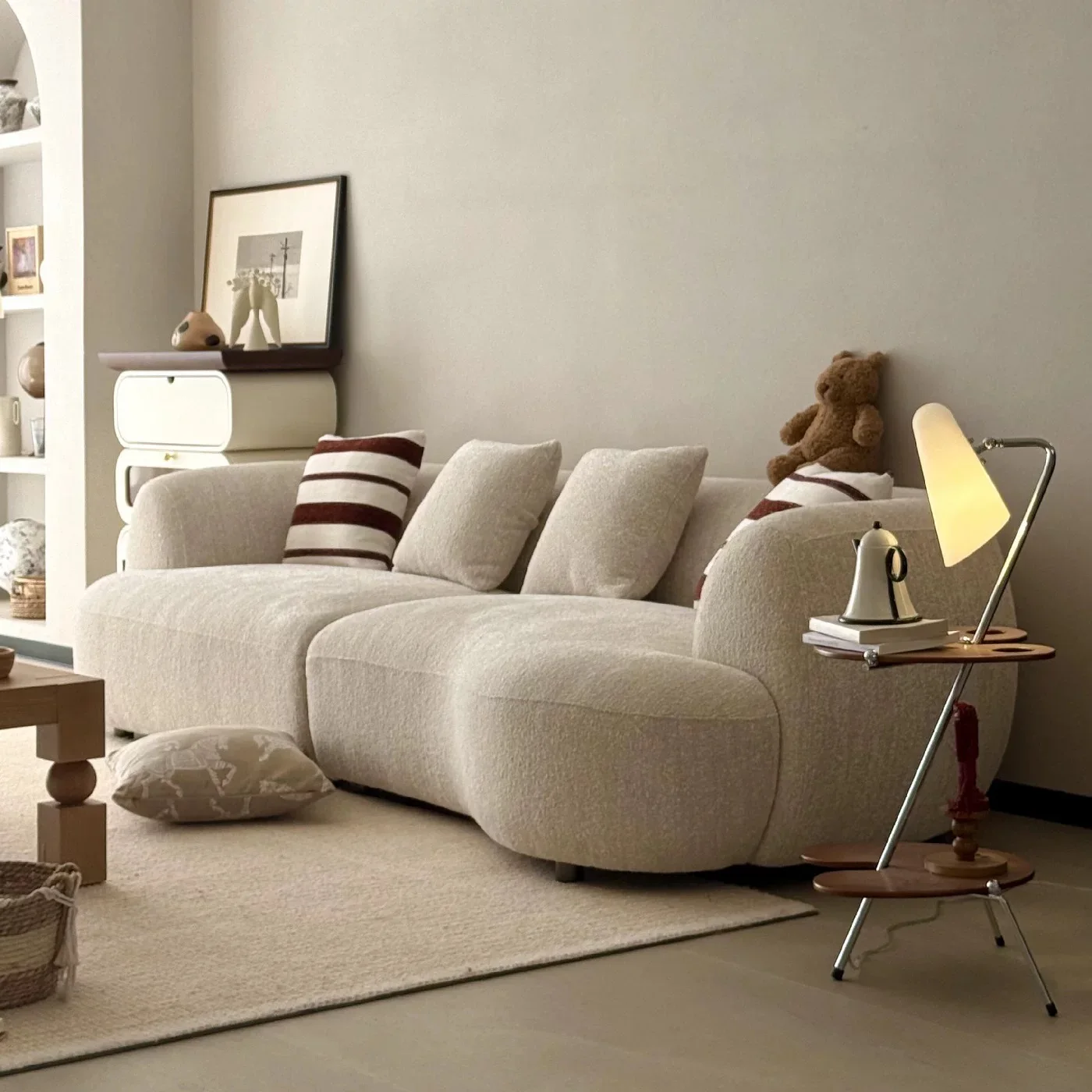

fl-Designer Italian Minimalist Curved Sofa for Living Room - Simple Dawn Chenille, Cream Style for Villa & Large Flat%
