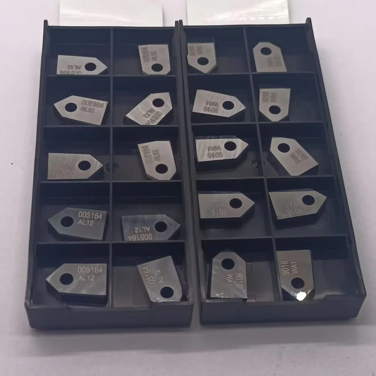 Hoja cortadora Serdi NEWEN 001365 001126 000551 000552 001588 001165 AL12 005164 individual 90 grados y tres ángulos 30 °   45 °   Punta A1