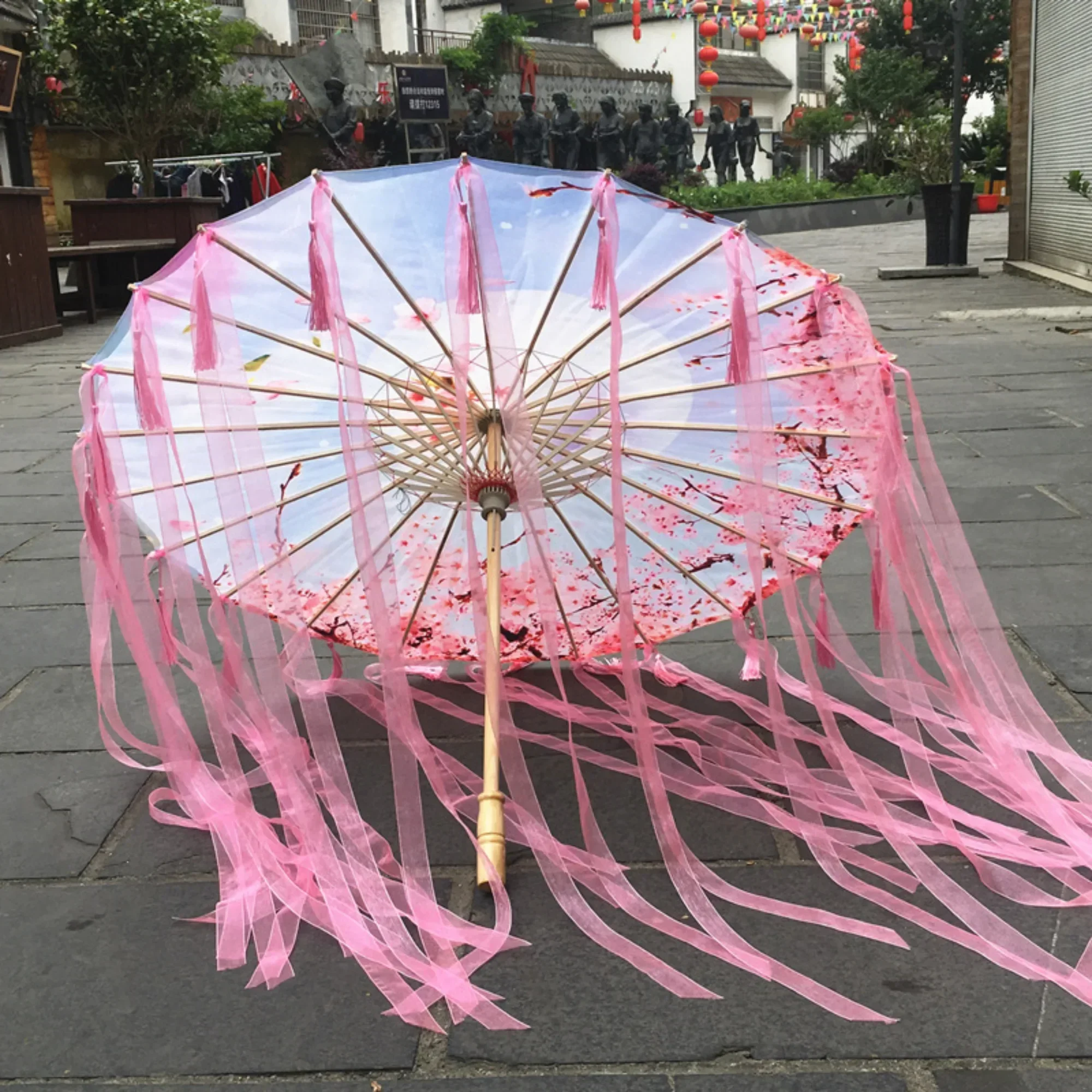 Chinese Umbrella Ancient Tassel Cos Hanfu Antique Oil Paper Umbrella Ancient Red Flower Ribbon Prop Parasol Woman cosplay Uv