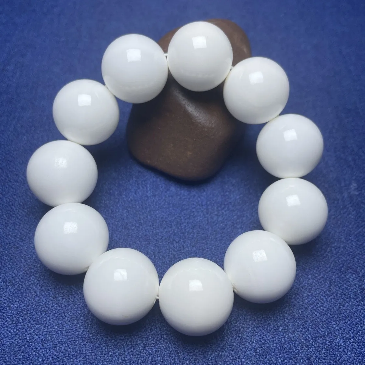 Natural Deep-Sea Shells From The South China Sea, Organic Gemstones, Milky White And Flawless Buddhist Prayer Beads, Bracelets,