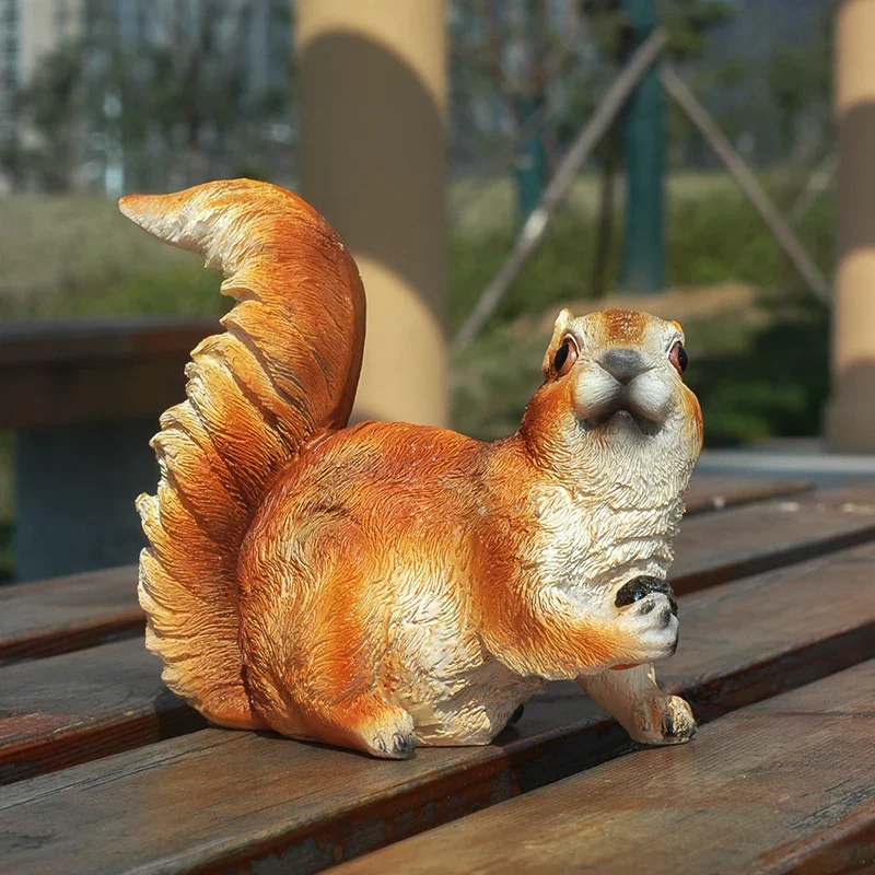 of Small Squirrel Sculpture Resin Crafts Furnishings Garden Decor Courtyard Decoration