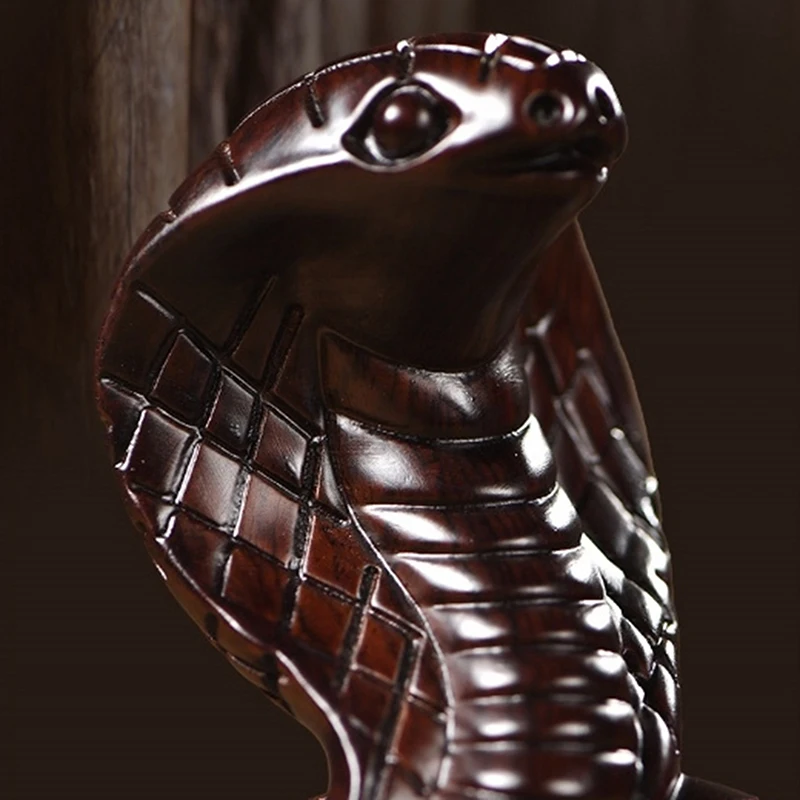Serpiente del espíritu del zodiaco de madera maciza, decoración del hogar, 8CM, adorno de serpiente tallada de sándalo negro, accesorios de escritorio de oficina, 1 unidad