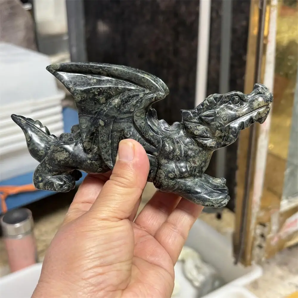 1PCS Natural Quartz Kambaba Jasper Fly Dragon Animal Carving Polished Reiki Healing Fengshui High-Quality Room Decor Gift