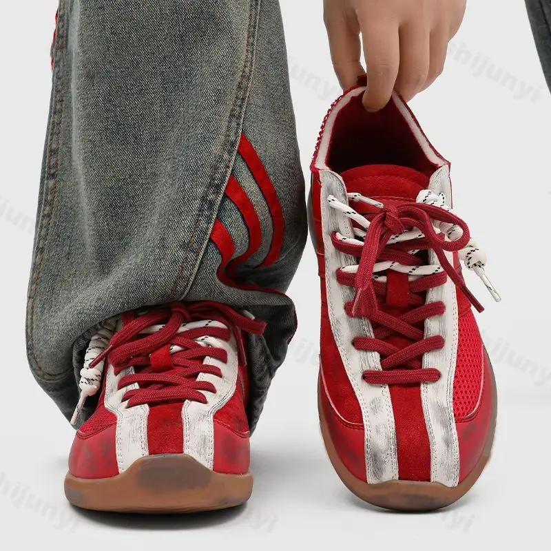 

Couple's Sneakers 2025 Autumn New Breathable Comfortable Non Slip Women Flats Vintage Fashion Cross Tied Men Casual Board Shoes