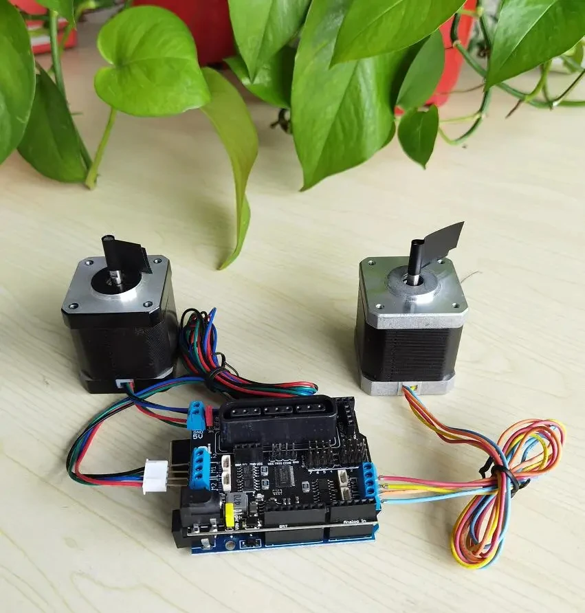 PS2 Joystick Shield Board 5–12 V mit 4 Kanälen Motoren und 8 Kanälen Servos Programmierbarer Roboter für Arduino Roboterauto Roboterarm – Detail 20