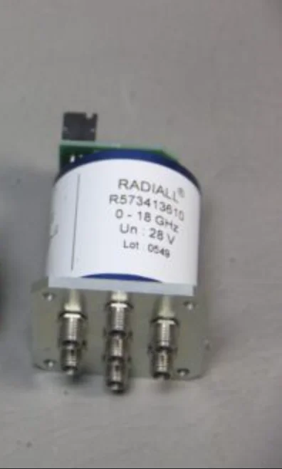 Radiall R573413610 R574413610  18GHz 28V Coaxial Switches SP6T Ramses SMA