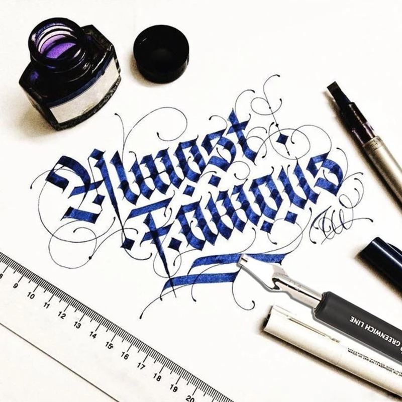 6 ชิ้นการประดิษฐ์ตัวอักษรชุดปากกาปากกาพลาสติกจับ 5 Nibs ต่างๆสำหรับโรงเรียน Gothic Letter การเขียนการเขียน DIY Art Supplies