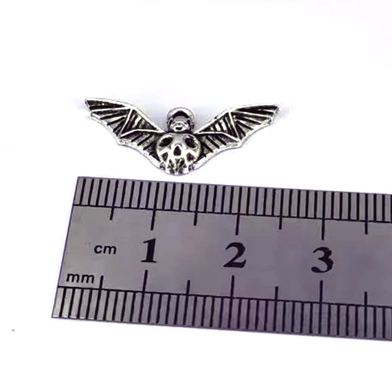 5pcs Fashion simple Vintage Punk Gothic Bat pendant charm for DIY women man Accessories Wholesale Jewelry