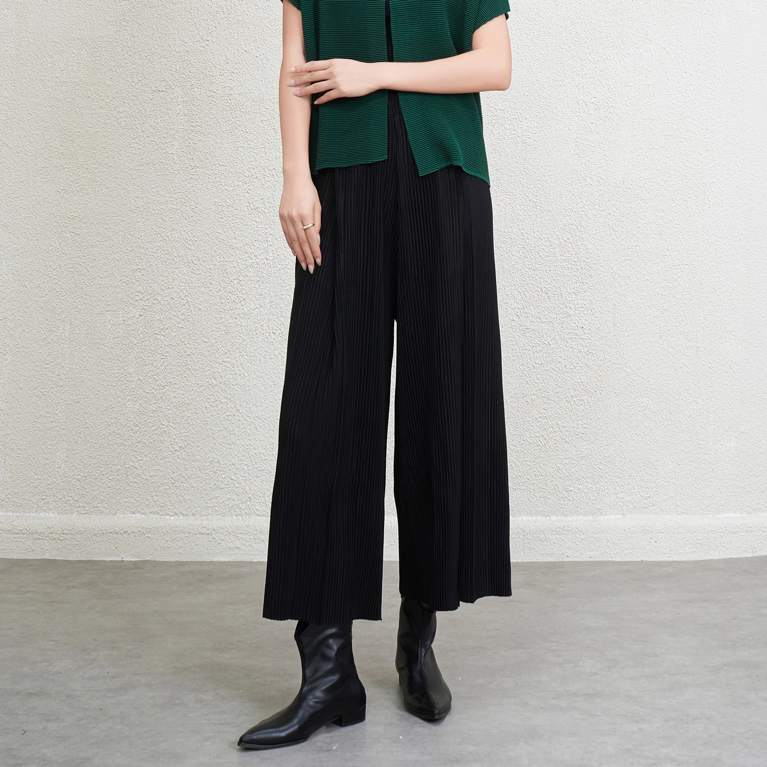 Miyake Fold Autumn Commuting Style Fold Dressing Simple Korean Versatile Comfortable High Waist Casual Pants Nine Fold Pants