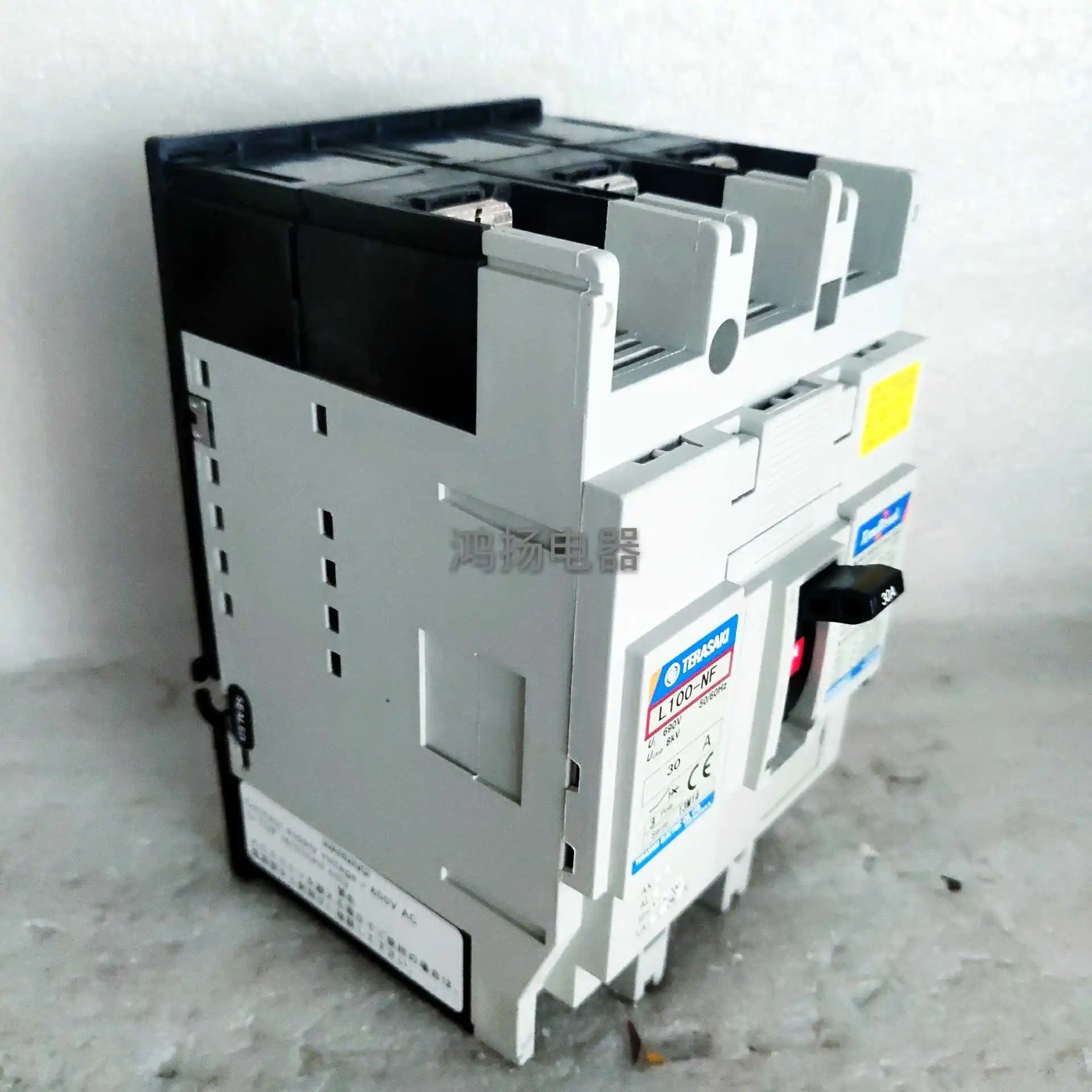TERASAKI L100-NF 3P 30A