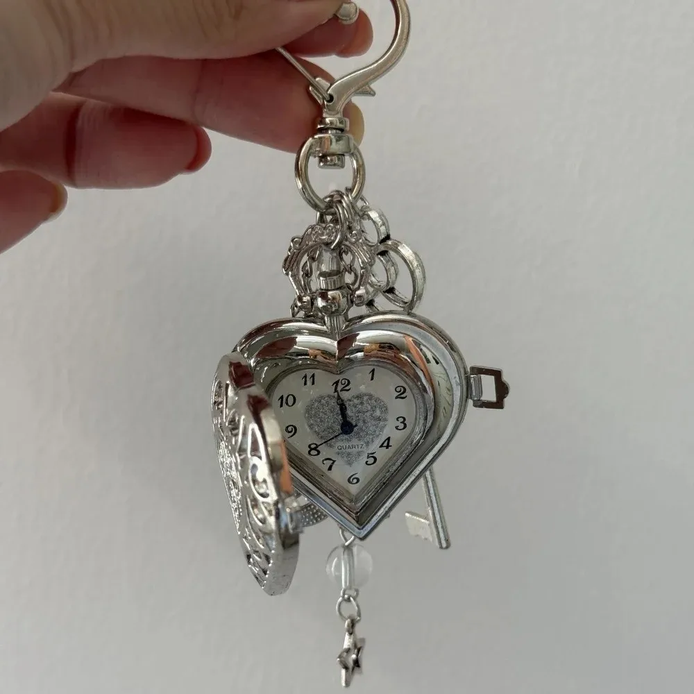 Keychain Design Hollow Heart Pocket Watch Couple Gift Vintage Look Vintage Fashion Style Hollow Heart Pendant Jewelry Gift