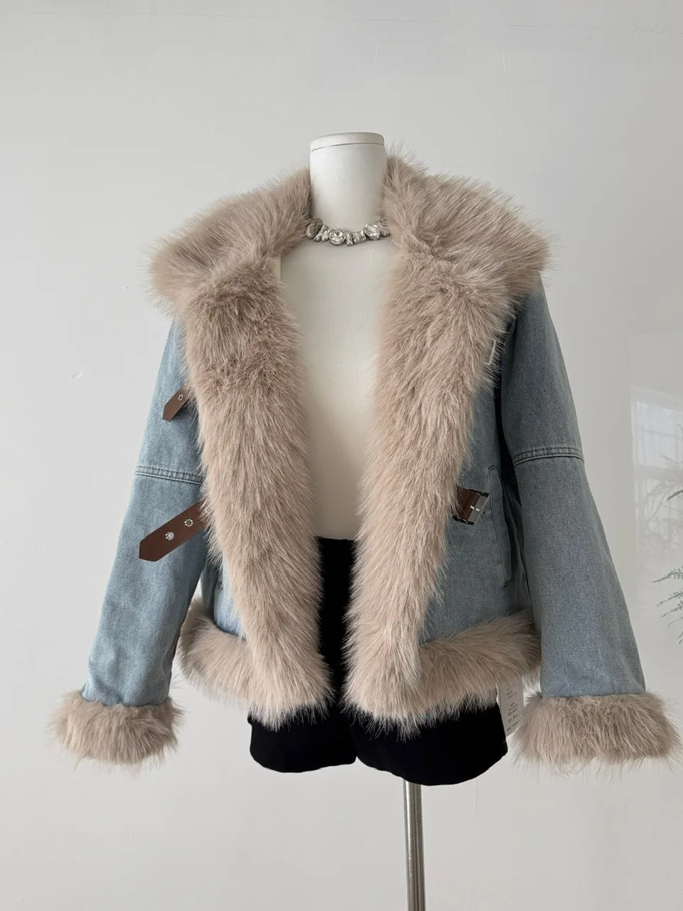 

Корейский женский джинсовый тюнер, осень-зима, свободный крой, воротник из искусственного меха, лоскутный теплый топ из полиэфирного волокна