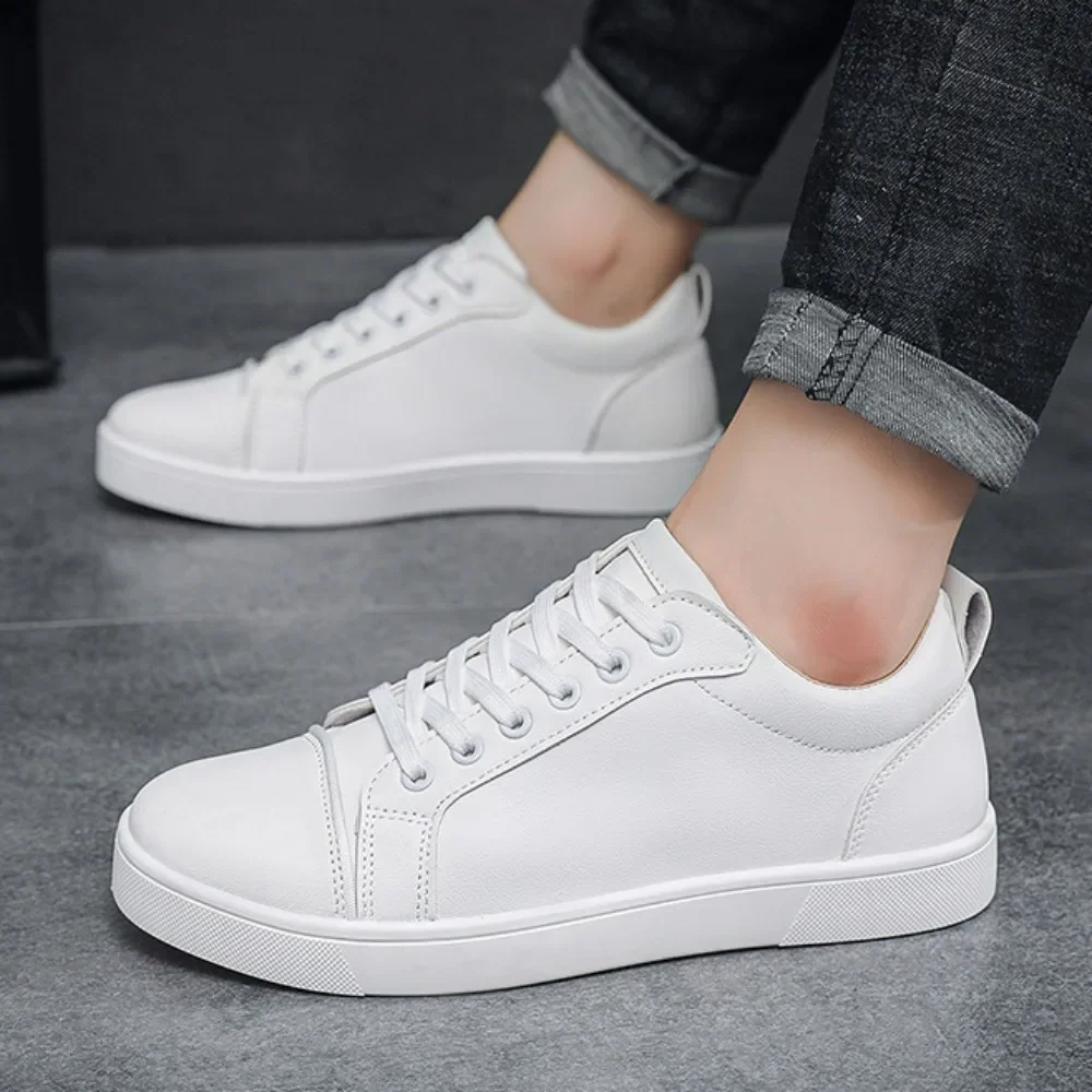 Men\'s Red Soled Casual Shoes Four Seasons Minimalist Board Shoe Mens Spring and Autumn Genuine Leather Sports Shoes Sneakers