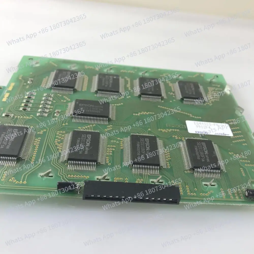 

ЖК-экран EG4401S-FR-1 готов к отправке