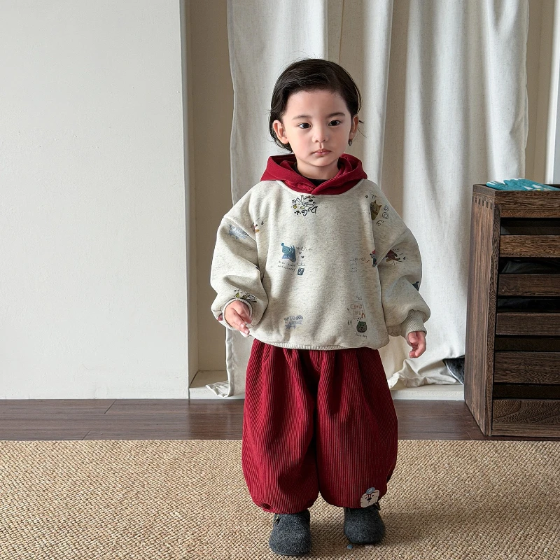 طقم مكون من قطعتين بقلنسوة وسراويل فانوس للأطفال من القطيفة لمهرجان الشتاء لعام 2025 #3