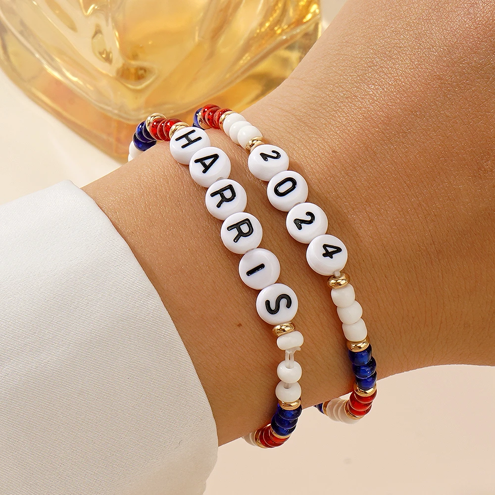 2Pcs Bohemian Style 2024 American Flag Color Glass Bead Alphabet Card Bead Bracelet 2-piece Set Comes with Voting Campaign Cards