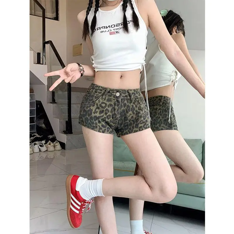 Low Waist Casual Denim orts Women's New Sle Ape Jeans Hot Pants Retro American Loose Fit Versatile Slimming Commute Sle