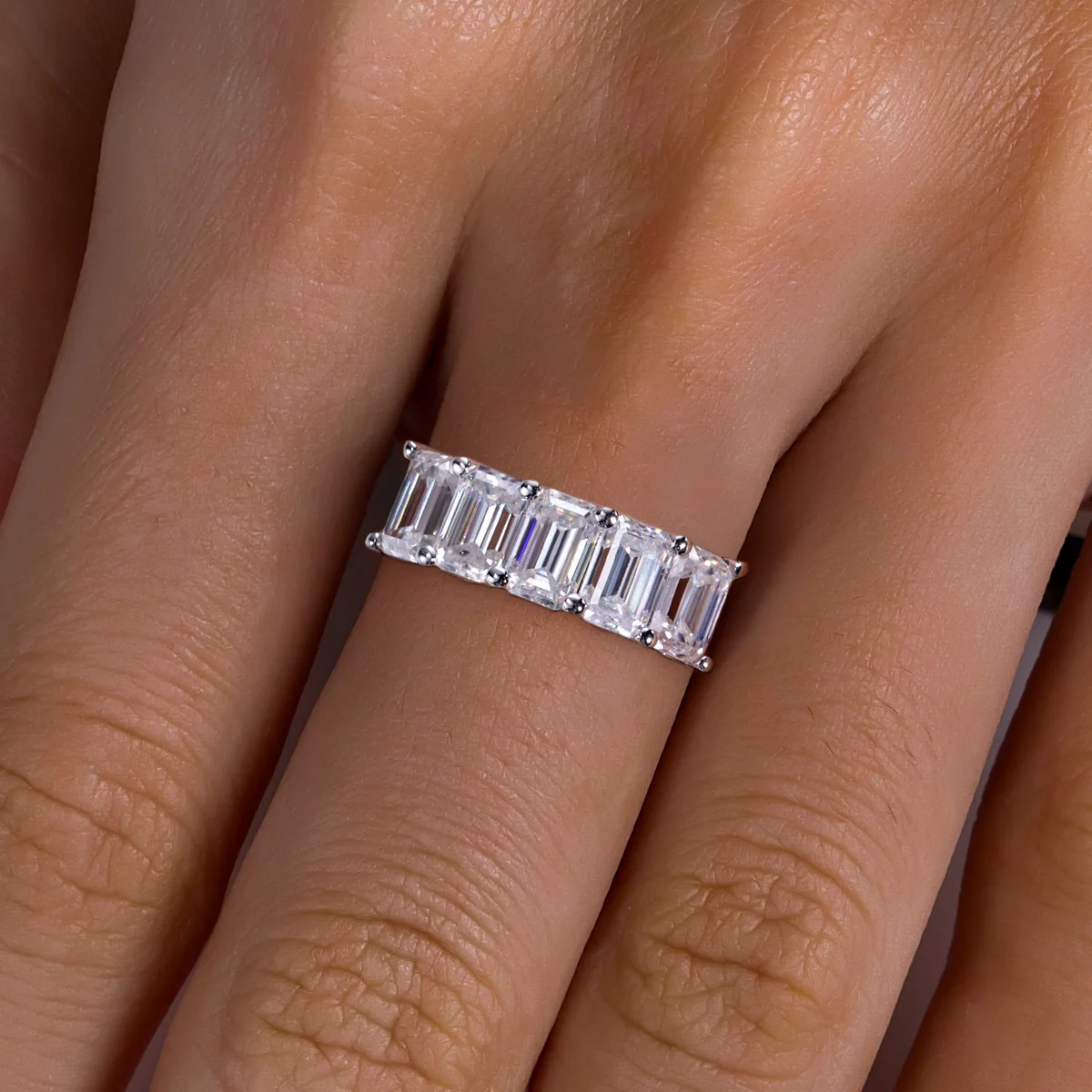 AnuJewel 0.6ct 3cttw Emerald Cut Moissanite Wedding Band Ring 925 Sterling Silver D Color Moissanites Promise Ring for Women