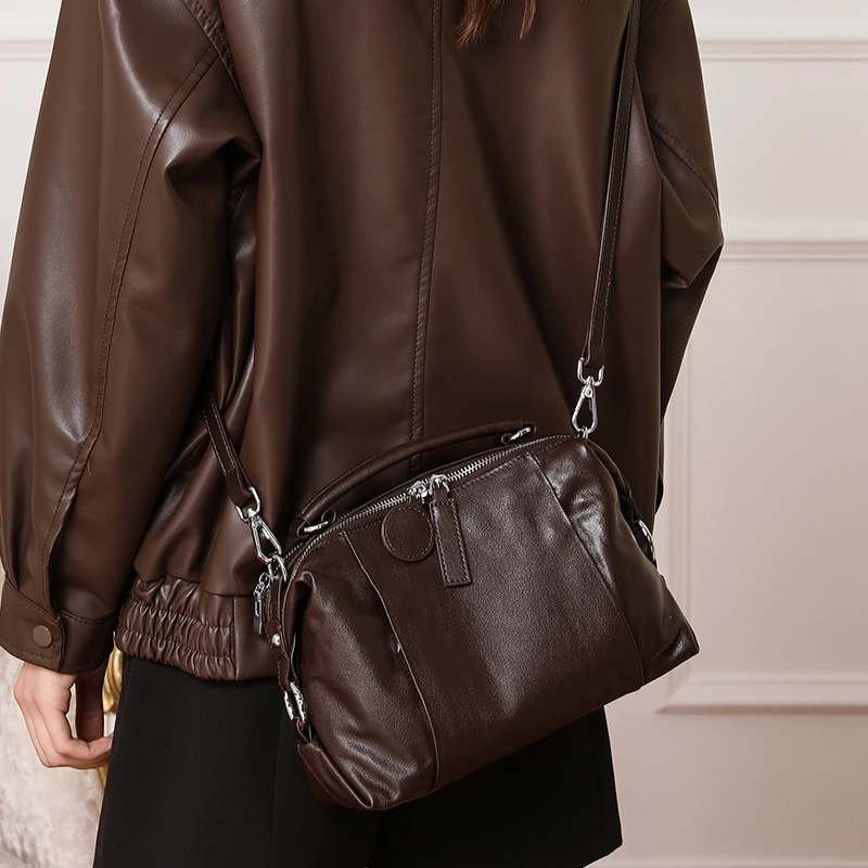 

Women‘s Leather Shoulder Bag in Coffee Angora Red Black Full Grain Cowhide Vintage Chic Crossbody Purse for Daily & Office