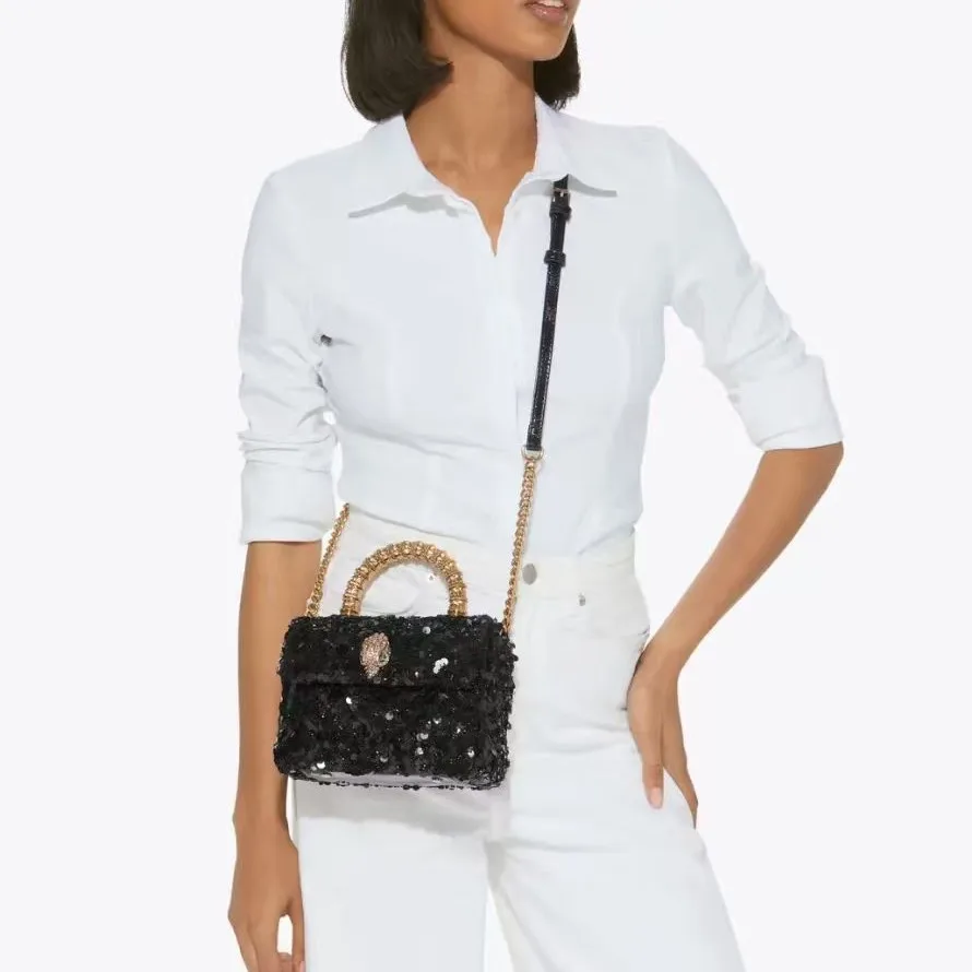 

Trendy Commute Chain Bag, Sleek Silhouette with Top Handle, Adjustable Crossbody Strap, Soft Premium Feel, New 2026 Edition