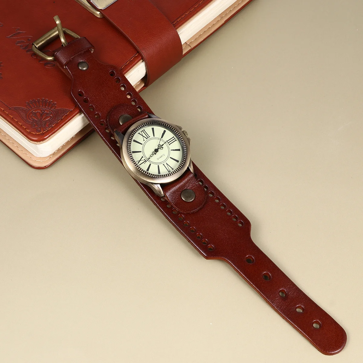 

1pc Genuine Cowhide Retro Roman Dial Quartz Wristwatch For Women Vintage Bracelet Watch Band Birthday Gift Light Coffee