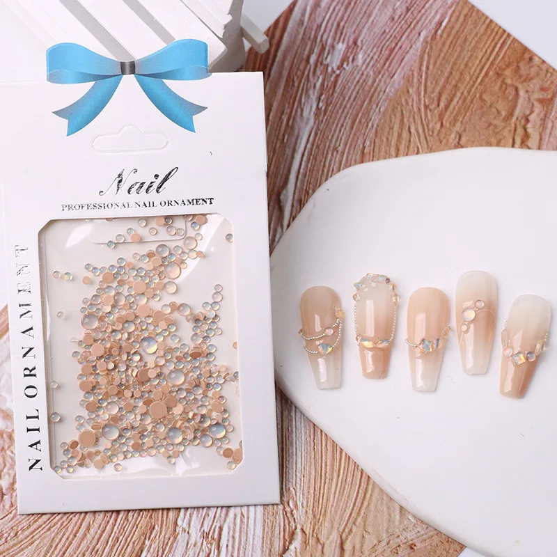 Atualize seu jogo de unhas com 100 strass marrons mocha translúcidos para decoração de manicure