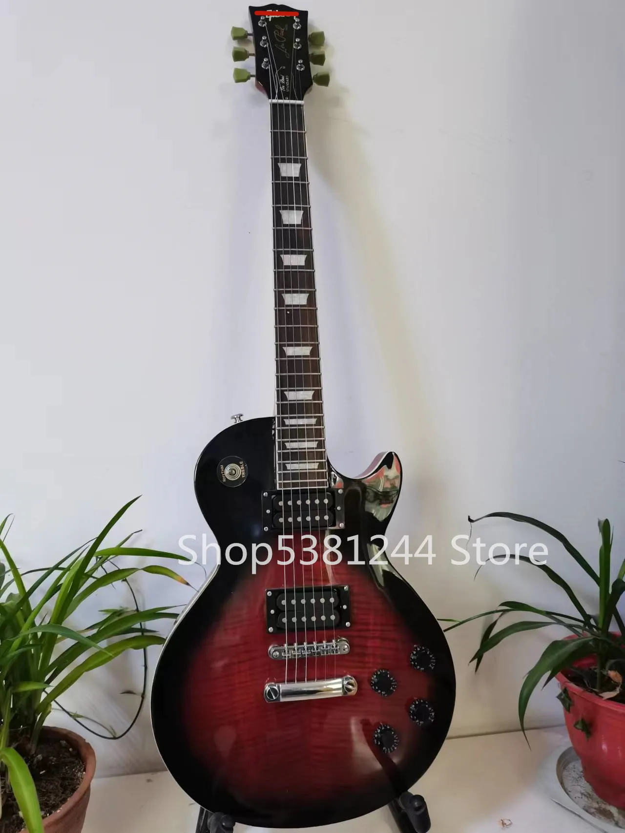 Free transportation, 6 string electric guitar, rosewood fingerboard, can be customized.