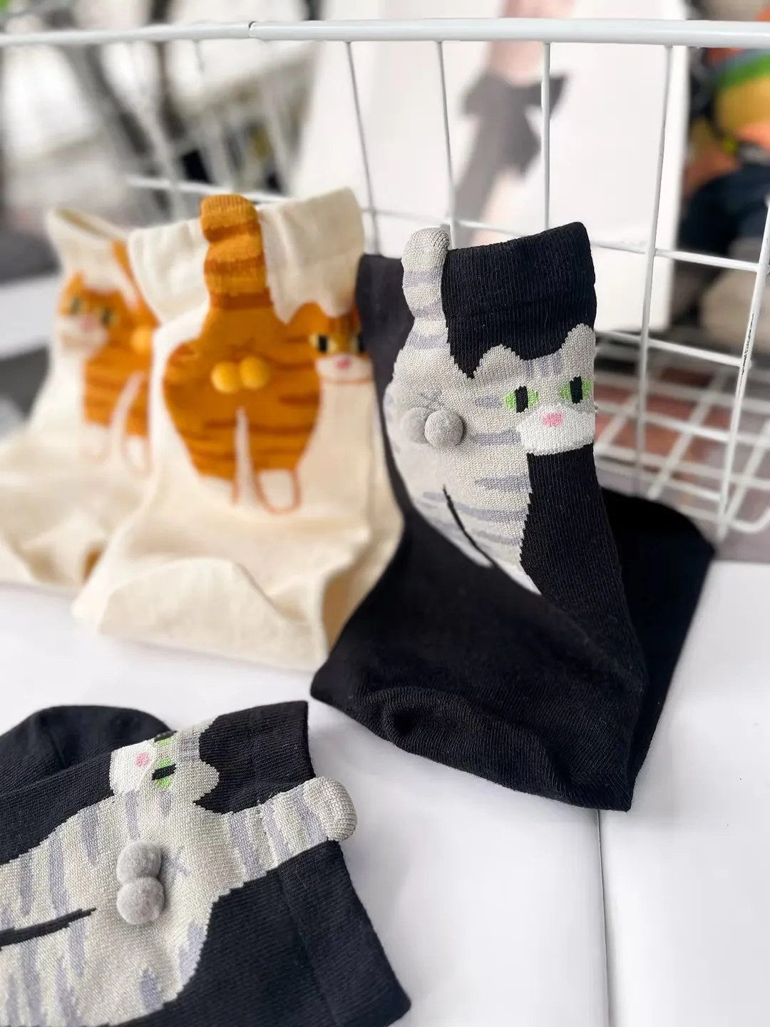 1/2 Pairs Cartoon Cute Cat 3D Funny Balls Socks Kawaii Kitten Knitting Socks Women Girl Mid-Tube Sleep Sock Cat Print Floor Sock