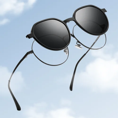 Imagen 2 del producto Gafas de sol polarizadas con Clip para mujer, montura de gafas de aleación de titanio, gafas de sol redondas ópticas