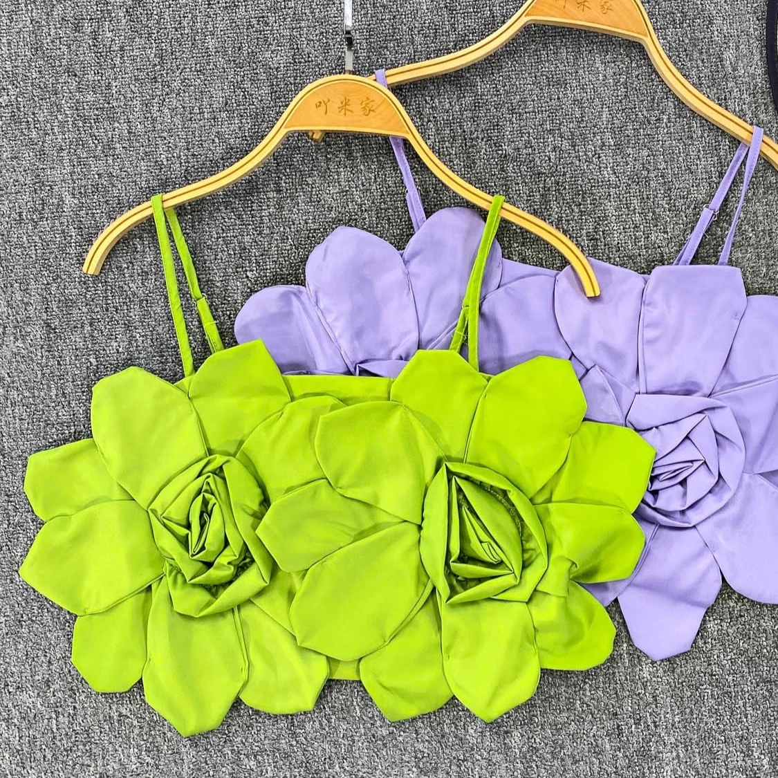 

Trendy Sweet Floral Strappy Vest Women 2025 Summer Fashion Slim Fit Top