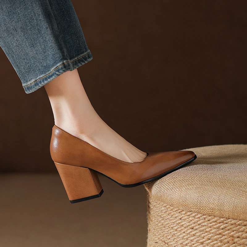 2026 New Genuine Leather Pointed Toe Thick High Heels Spring Shoes Grace Wedding Mature Shallow Slip on Comfortable Women Shoes