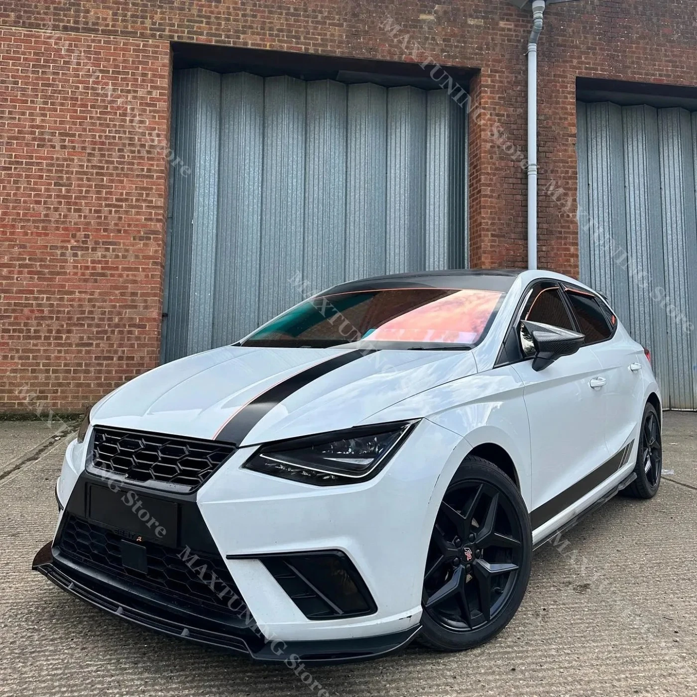 

Maxton Style Front Bumper Lip Splitter for Seat Ibiza Mk5 FR & Standard TSI TDI TGI MPI 2017-2026 Body Kits Spoiler Tuning Gloss