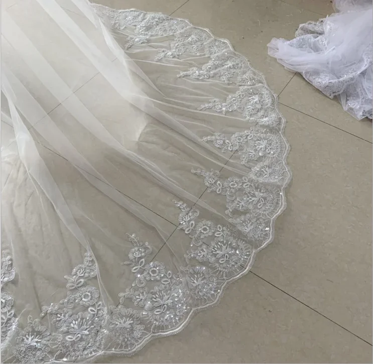 Matrimonio bianco avorio cattedrale lungo bordo in pizzo velo da sposa pettine accessori sposa