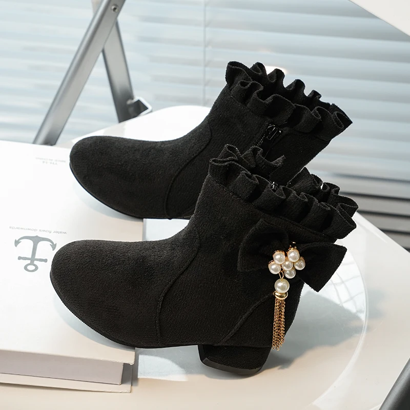 الفتيات الصغيرات الأسود كشكش طوق الأحذية الجلدية مع لامعة مطرز القوس 2025 جديد الشتاء الاطفال مدرسة حفلة أحذية بوت قصيرة عدم الانزلاق شيك