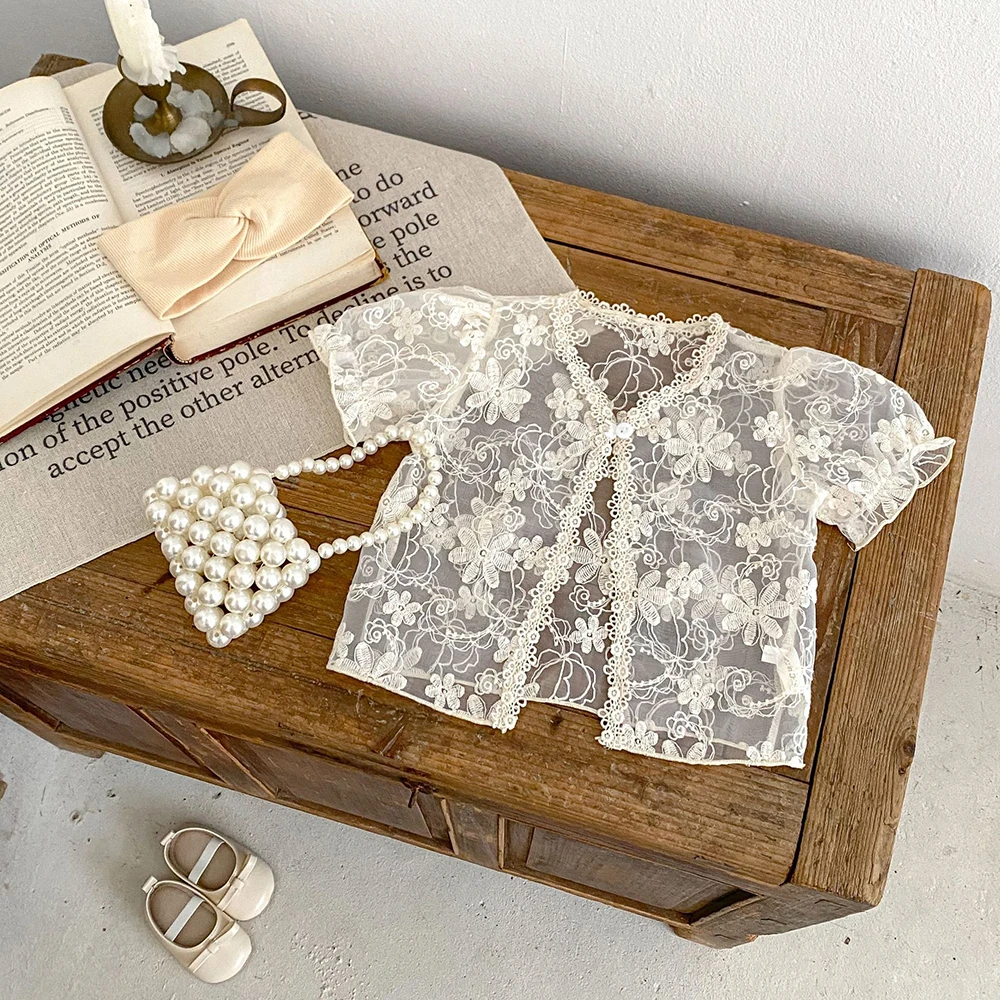 0-3T Baby Girl Outwear Summer Hook Cotton Flower Hollowed Out Shirt Newborn One Button Lace Edge Cute Versatile Casual Beige Top