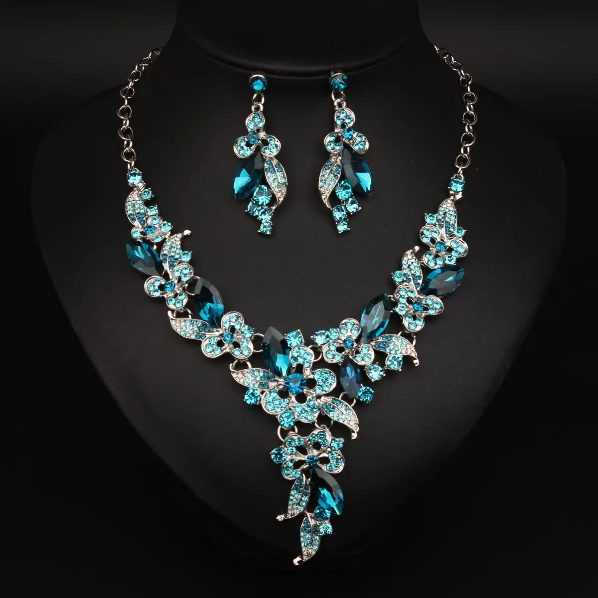 

DIY accessories Amazon cross-border, European and American jewelry, artificial crystal necklace, earrings set, bridal dress, ban