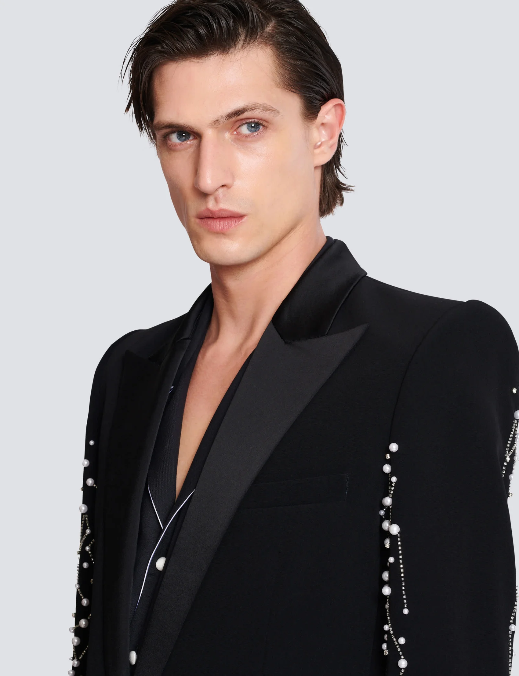 Abiti da uomo di lusso 2 pezzi Blazer allentato Perline Perle Etichetta a punta Smoking da sposa Prom Party Trajes personalizzati Para Hombre