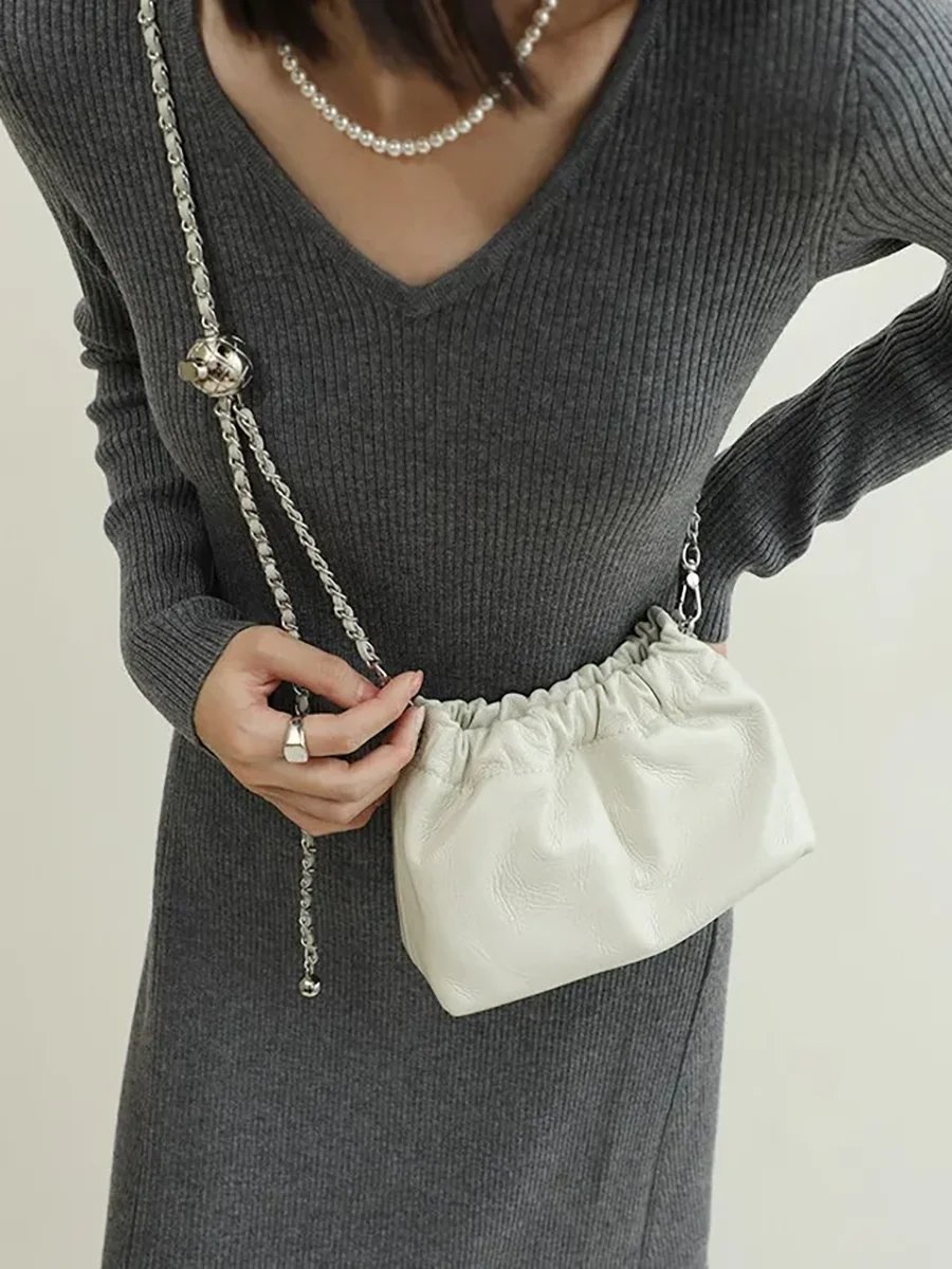 

Cow Leather Cloud Bag Shoulder Handbag for Women Crossbody Bags Cowhide Silvery Top-grain Leather Small Chain Bag